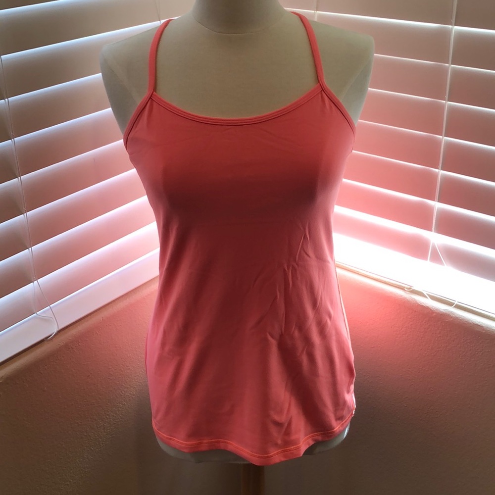 Lululemon tank top